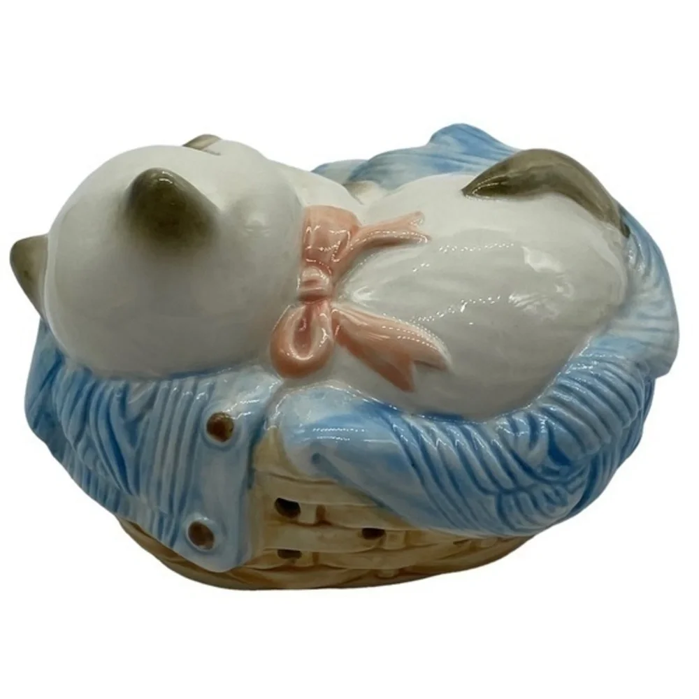 Vintage Avon Cat Napper Pomander Figurine Made in Japan 1983